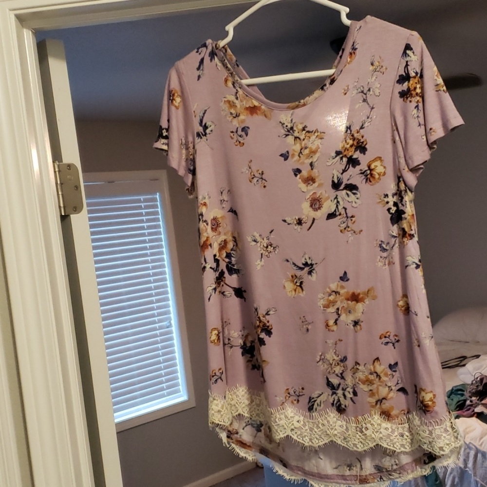 Floral top